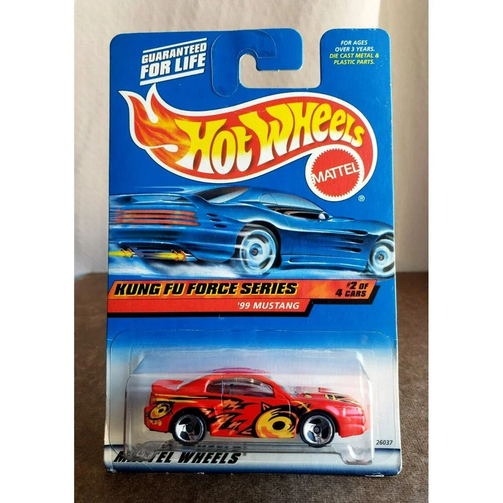 VTG 2000 Hot Wheel '99 MUSTANG Red KUNG FU FORCE Series #2/5 1:64 3 Spoke #26037